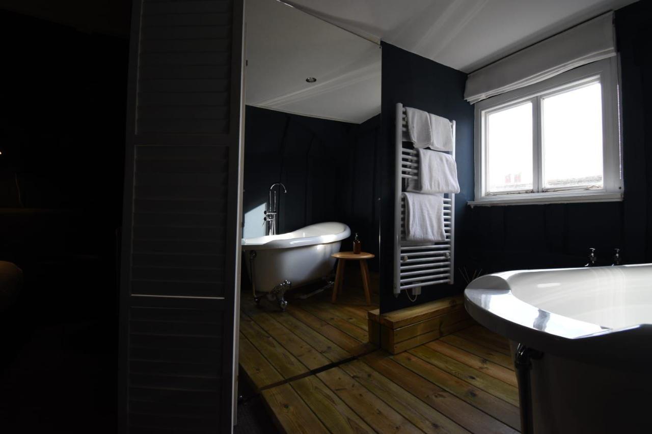 Whitehouse Rye Bed and Breakfast Exteriör bild Bathroom