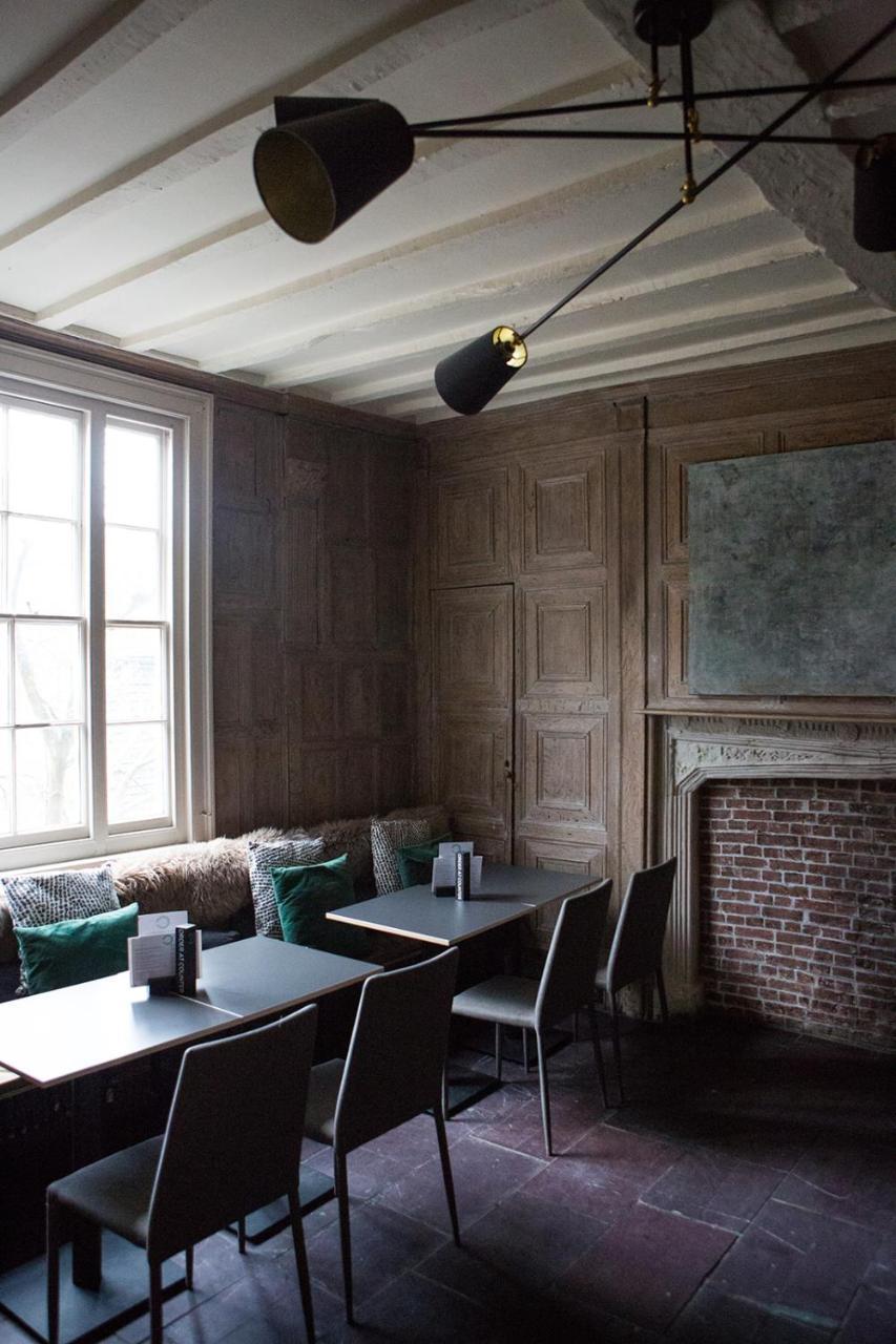 Whitehouse Rye Bed and Breakfast Exteriör bild The interior of the restaurant